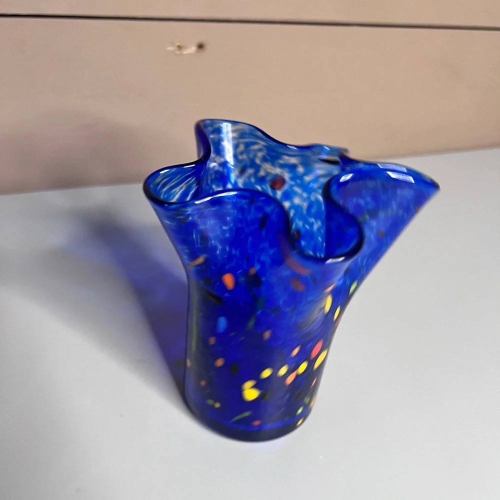 Hand Blown Cobalt Blue Confetti Glass Vase Ruffled Handkerchief Rim‎ 5.5 Inch
